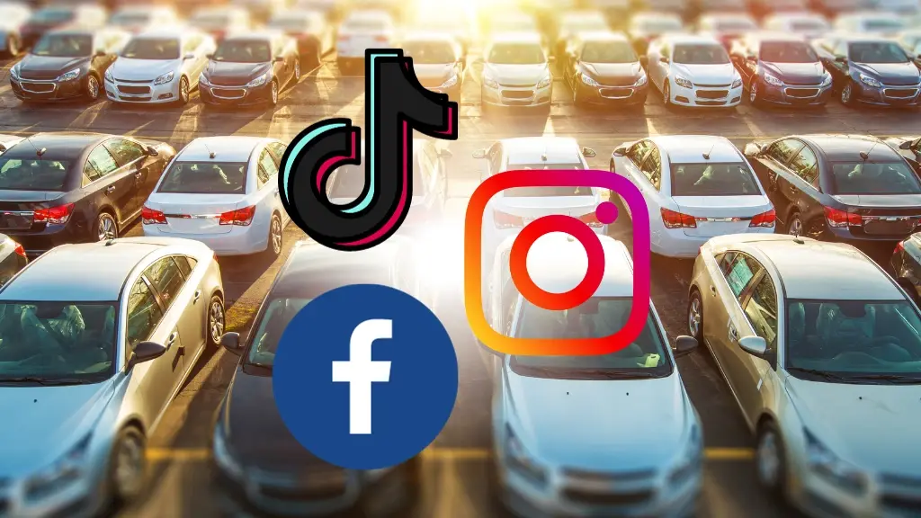 Parkplatz mit Autos, im Vordergrund Social-Media Icons